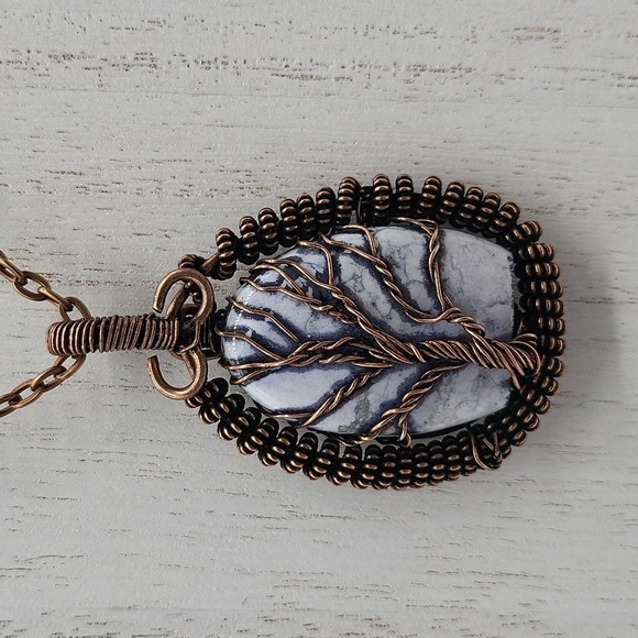 761- Life Of Tree Pendant Natural Stone Necklace NWT - Picture 2 of 8
